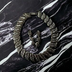 Vtg Signed Butler Fifth Avenue Collection Silver Tone Leaf Necklace & Earrings